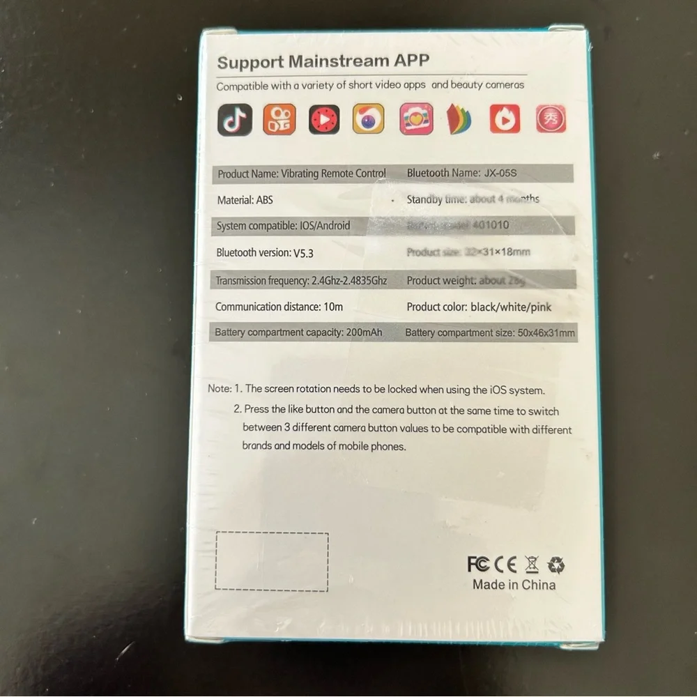 Black Bluetooth Remote Control for Mobile Phones - Picture 4 of 8